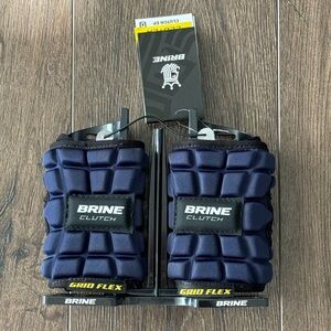 Brine Clutch EP  Lacrosse Defense Grid Flex Elbow Pads - Navy Blue - M Medium